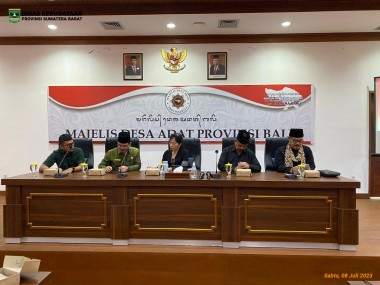 Dinas Kebudayaan Provinsi Sumatera Barat bersama Pengurus LKAAM Kabupaten dan Kota dan LKAAM Provinsi Sumatera Barat melakukan Studi Tiru ke Pulau Dewata, Bali